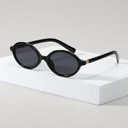 The Delacroix Oval Sunglasses