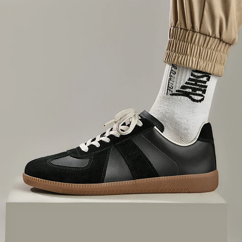 Leisure Walk Tenis Masculino Trainers Fashion Leather Men's Casual Shoes Lace Up  Simple Vulcanize Shoes Outdoor Male Sneakers